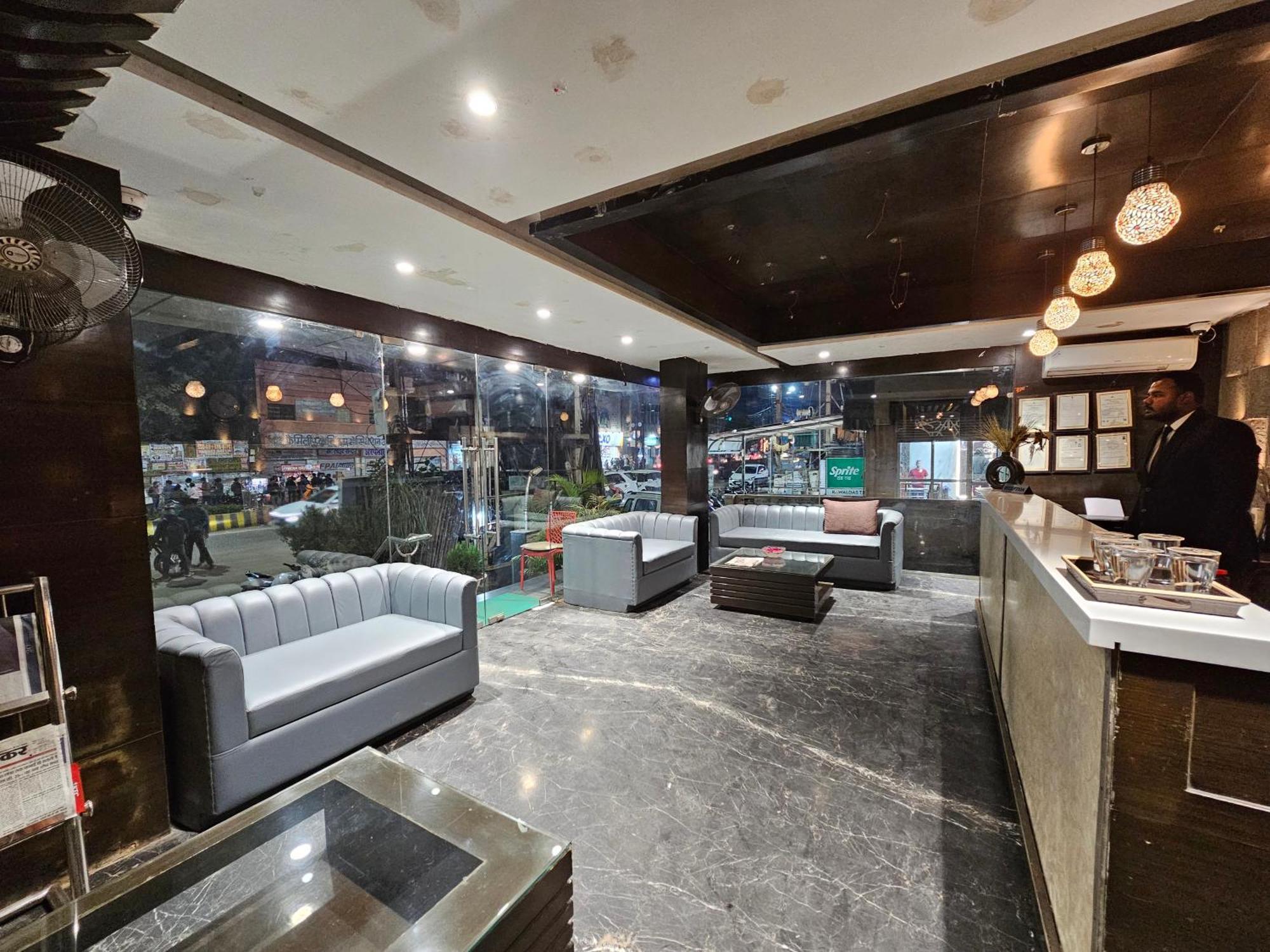 Hotel Mk Vivanta Gwalijar Zewnętrze zdjęcie