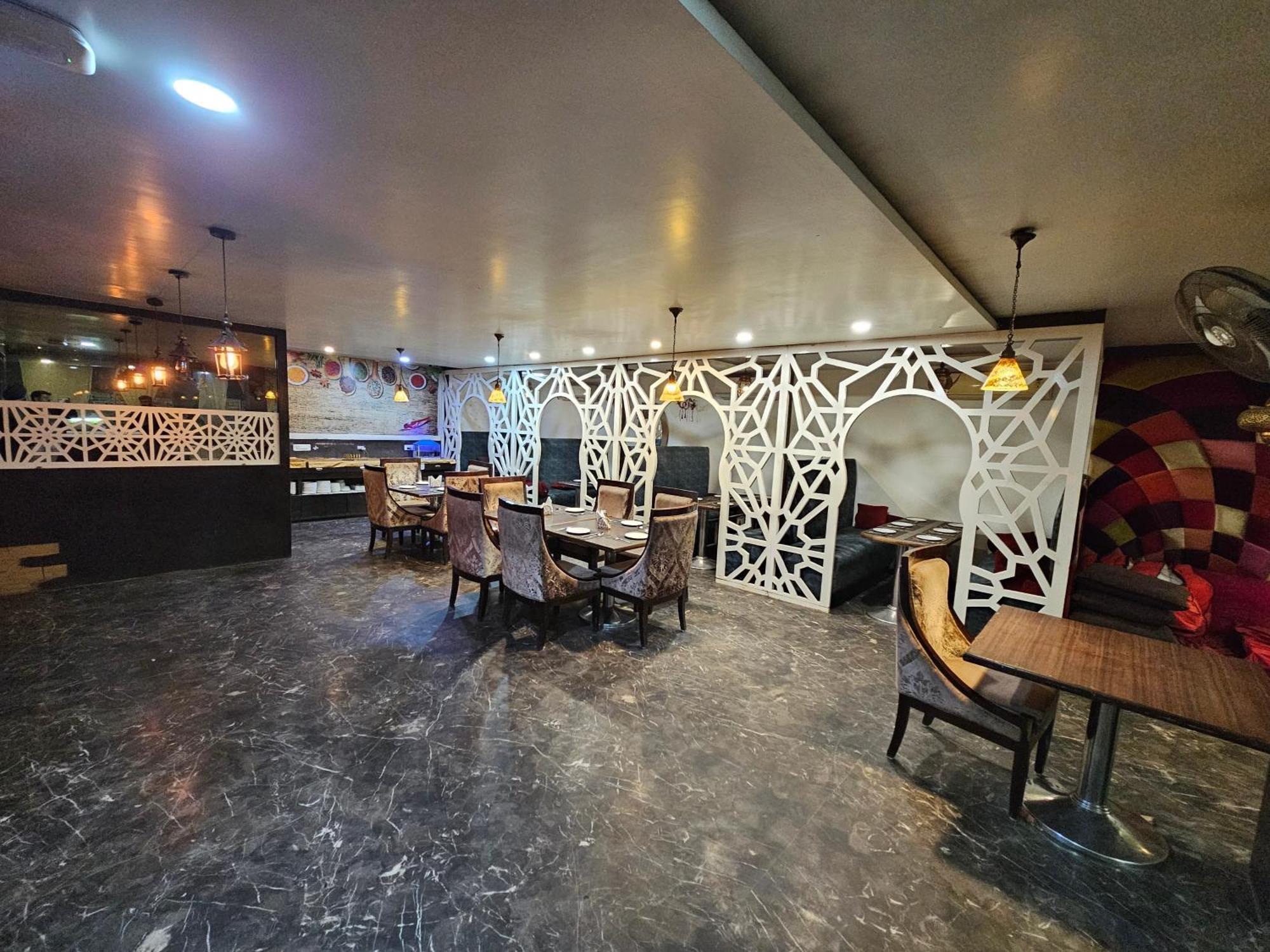 Hotel Mk Vivanta Gwalijar Zewnętrze zdjęcie